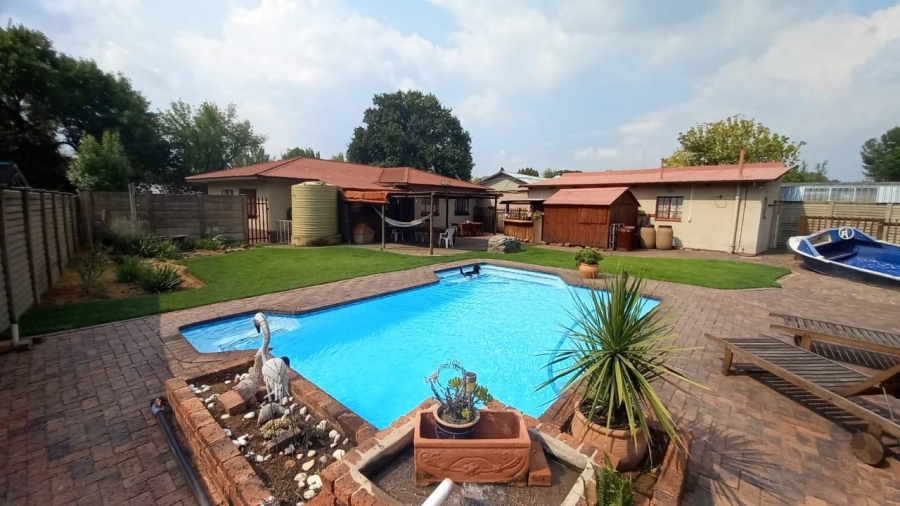3 Bedroom Property for Sale in Sasolburg Ext 3 Free State